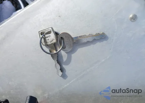 1991 Ford Thunderbird из США, поврежденный, VIN 1FAPP6049MH127858